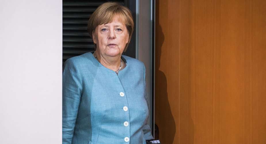 اليمين الألماني يدعو ميركل للتنحي من منصبها 