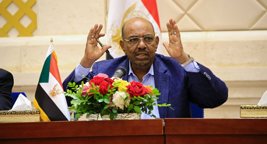 الرئيس السوداني: لا تسوية في سوريا من دون الأسد