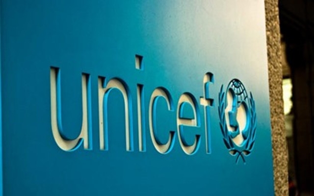  «يونيسيف» تحذر: 18 طفلا أصيبوا بـ«الإيدز» كل ساعة في العام الماضي