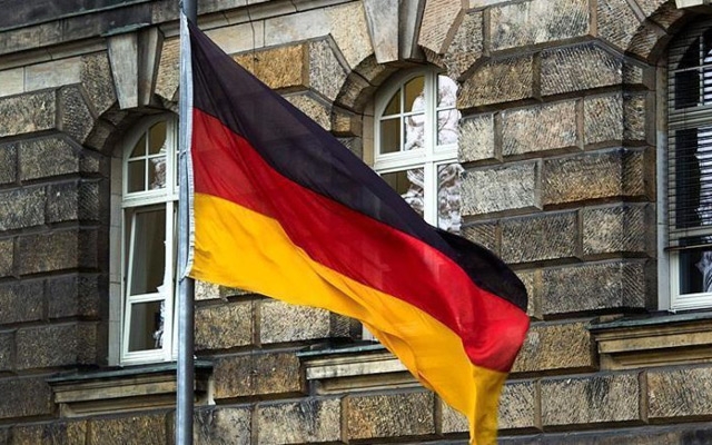 ألمانيا تمنح اللجوء لنحو 400 مشتبه بعلاقتهم بمنظمة 