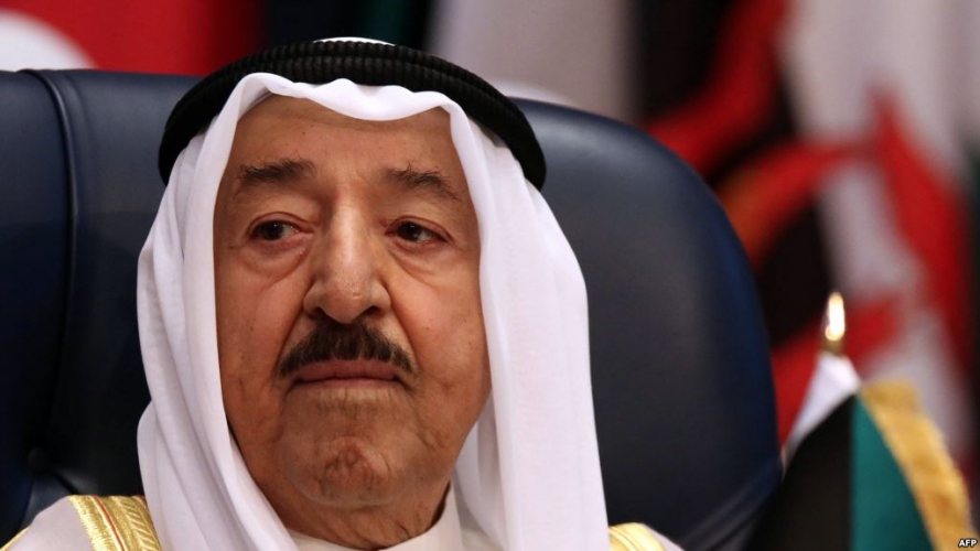 أمير الكويت يدعو لإبقاء مجلس التعاون في منأى عن الخلاف بين الدول الأعضاء