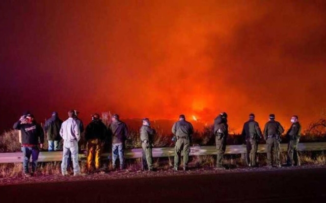 كاليفورنيا  .. حرائق الغابات تشتد وتجبر 200 ألف شخص على الفرار