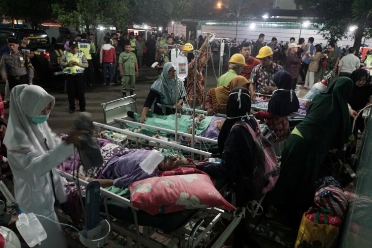 مقتل 3 اسخاص بزلزال هز جزيرة جاوة الإندونيسية