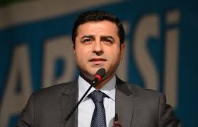 صلاح الدين دميرتاش يمثل أمام القضاء التركي لـ«اهانته» أردوغان