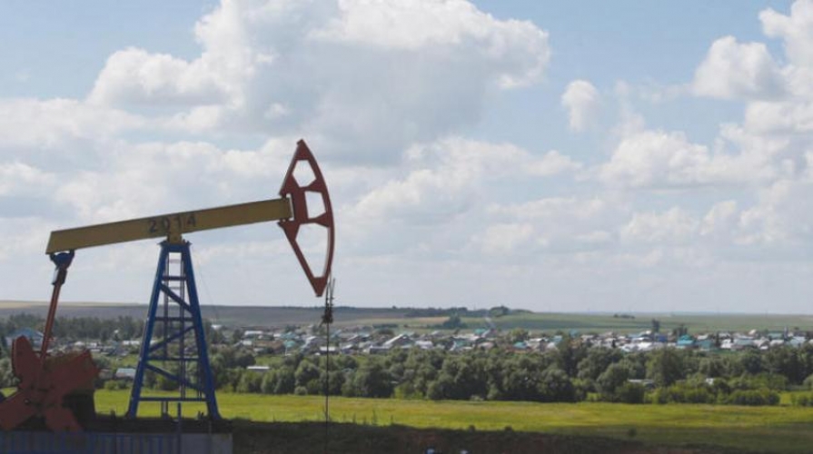 روسيا تعول على النفط لتحقيق فائض في ميزانيتها