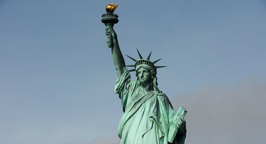  تعرف على السبب الحقيقي لاغلاق مزار تمثال الحرية في نيويورك أمام السائحين؟
