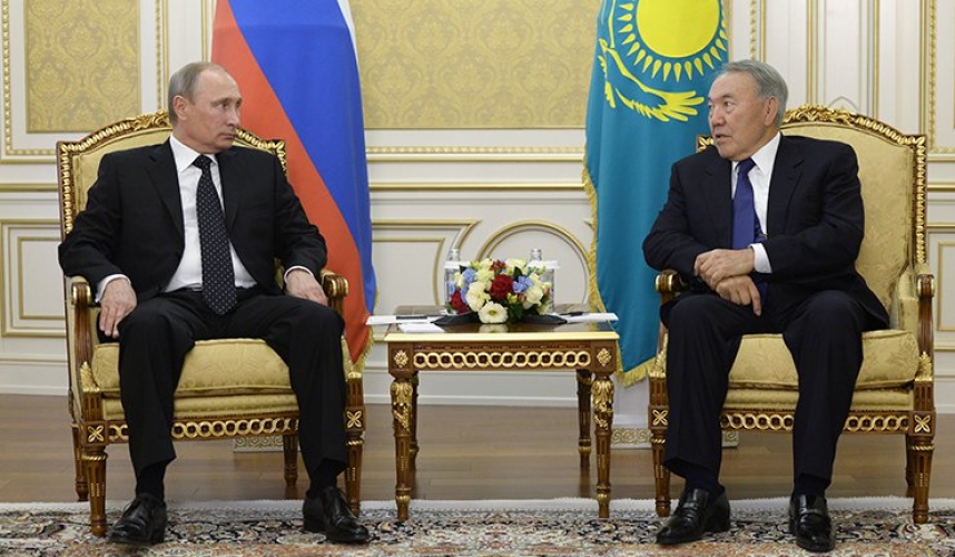 بوتين ونزارباييف: تنفيذ مخرجات مؤتمر سوتشي يسهم بشكل كبير في تسوية الأزمة السورية