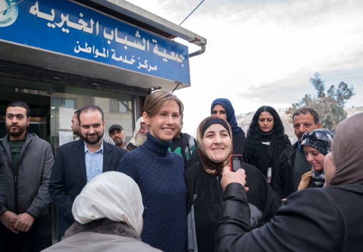 السيدة أسماء الأسد تزور جمعية الشباب الخيرية في دمر البلد بدمشق 