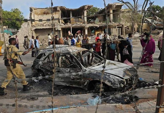 انفجاران وإطلاق نار قرب مقر إقامة الرئيس في العاصمة الصومالية