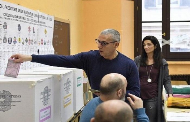 التصويت لبرلمان جديد في إيطاليا
