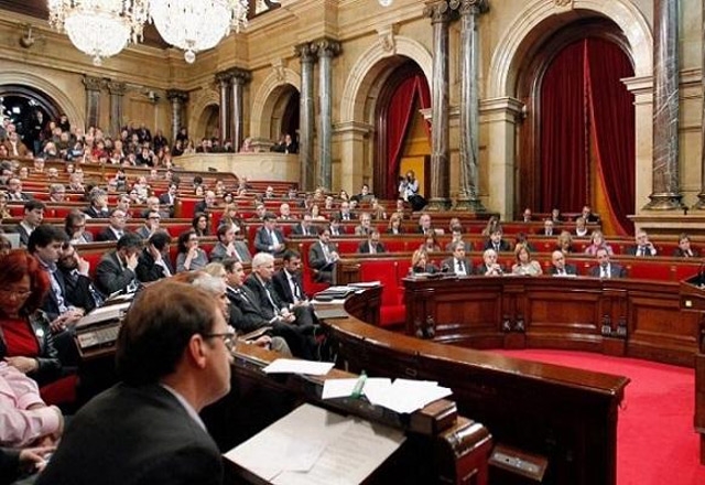 البرلمان الكتالوني يؤجل جلسته لتشكيل الحكومة لأجل غير مسمى