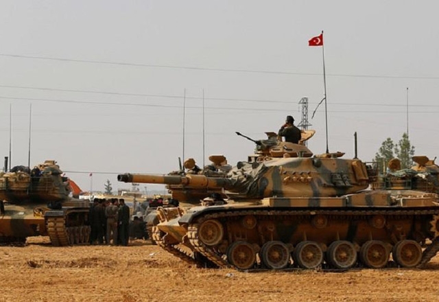 تركيا ترتكب مجزرة في عفرين والمدنيون يفرون باتجاه مناطق الجيش السوري
