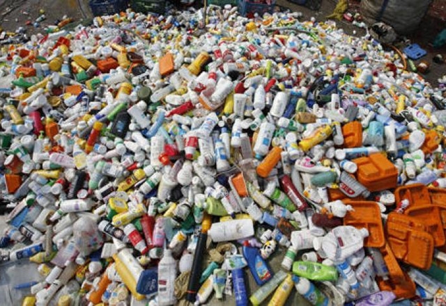  دراسات للتخلص من نفايات البلاستيك 