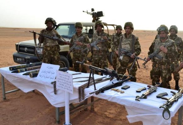  الجزائر تضبط أسلحة مضادة للدبابات في المنطقة الحدودية مع ليبيا