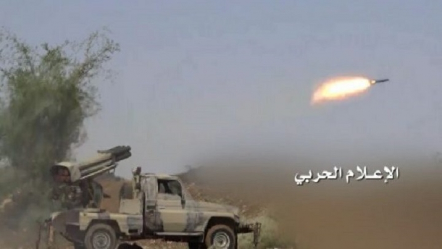 الجيش اليمني يستهدف بصاروخ تجمعات الجيش السعودي في نجران