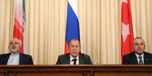 ظريف: اجتماع وزراء خارجية روسيا وإيران وتركيا اليوم سيؤكد على الحل السياسي للأزمة السورية