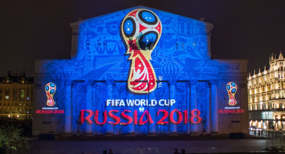حكم كرة قدم عمل 25 سنة عامل نظافة يشارك بكأس العالم 2018