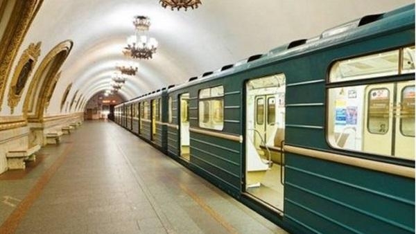 إغلاق خمس محطات مترو في العاصمة الأوكرانية بعد إنذار بوجود قنابل