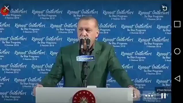شاهد..أردوغان ينعقد لسانه عندما تعطل جهاز الملقن الالكتروني