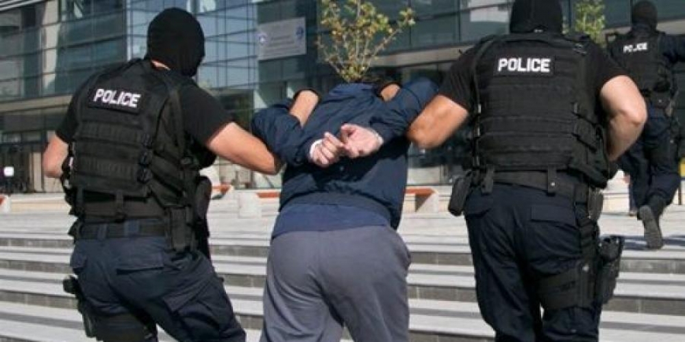 اعتقال أكثر من 100 شخص في عمليات خاصة ضد المافيا الإيطالية