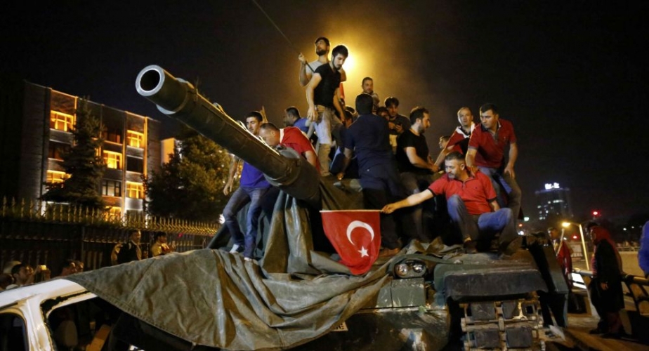 تركيا تسجن 72 شخصاً مدى الحياة لتورطهم في محاولة الانقلاب عام 2016