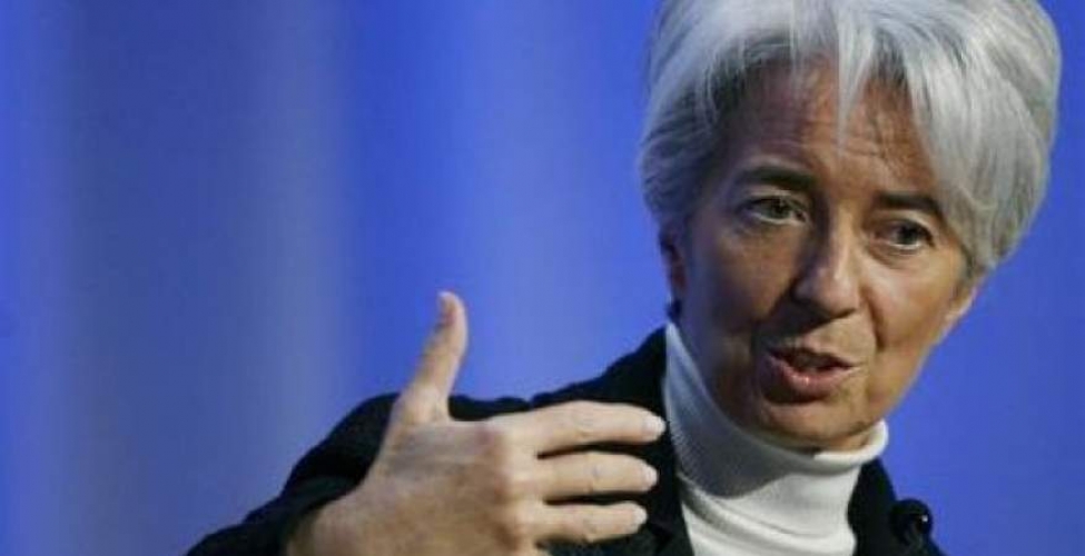 نجاة طائرة من التحطم تقل مديرة صندوق النقد الدولي