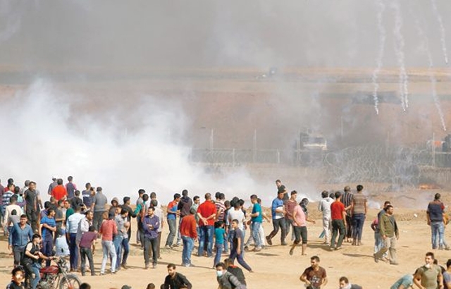 استشهاد فلسطينيين وإصابة 170 بجروح بقناصة الاحتلال