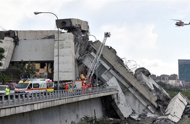 ارتفاع عدد قتلى انهيار الجسر في جنوى الايطالية إلى 35 قتيلاً