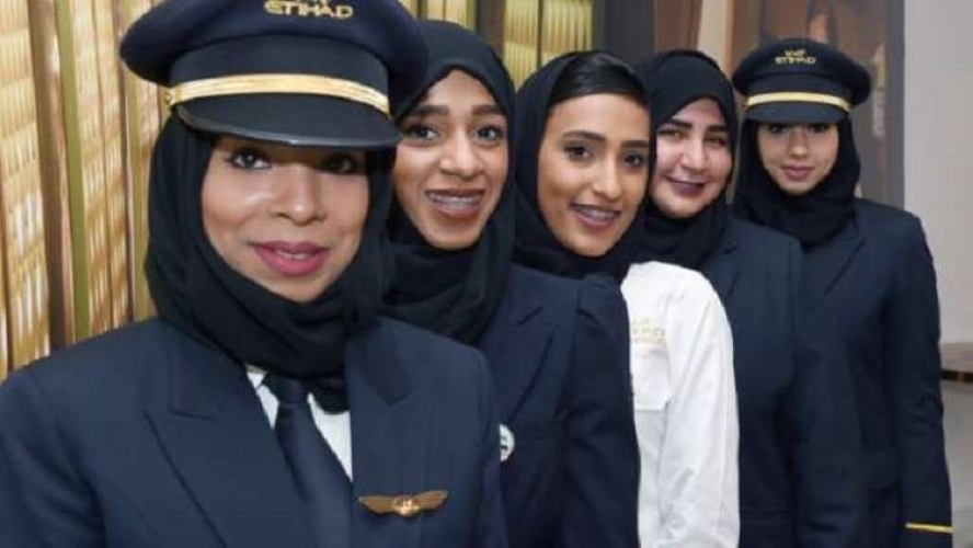 5 سعوديات يحصلن على رخص لقيادة طائرات مدنية