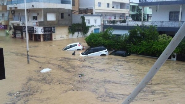 فيضانات مدمرة تضرب تونس وتخلف خسائر بشرية ومادية