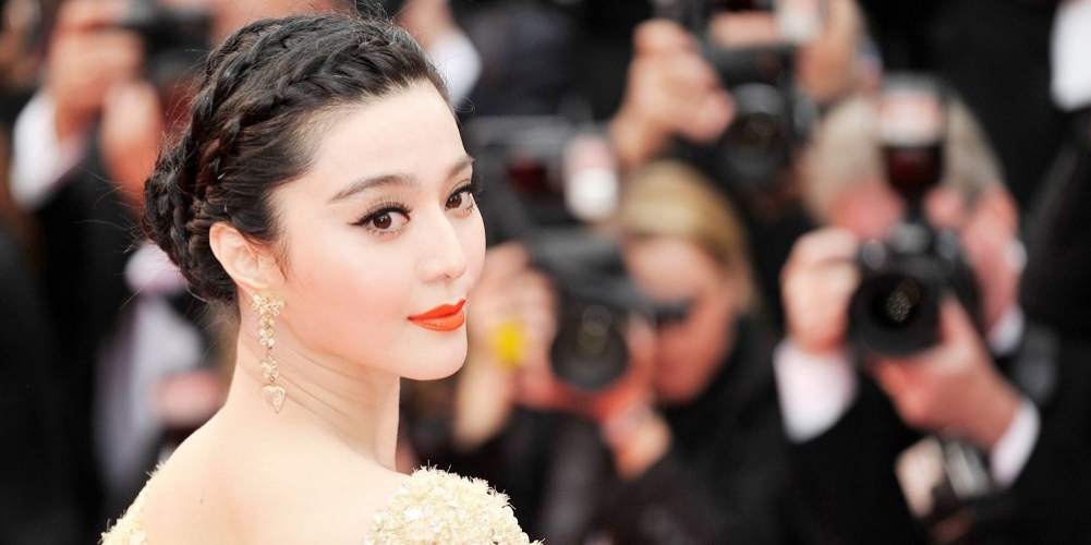 الممثلة الصينية المختفية عن الانظار تعود للظهور