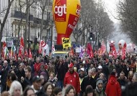 احتجاجات واسعة في فرنسا ضد نموذج ماكرون 