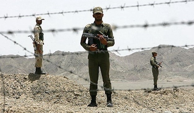 اختطاف 14 عنصرا من حرس الحدود الإيراني و