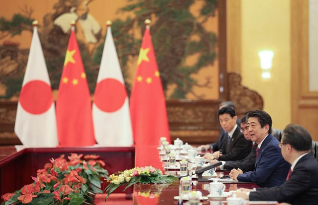 الصين واليابان توقعان مجموعة واسعة من الاتفاقات لتعزيز التعاون