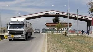 ماسبب إفراغ حمولة الشاحنات السورية المتجهة للأردن؟