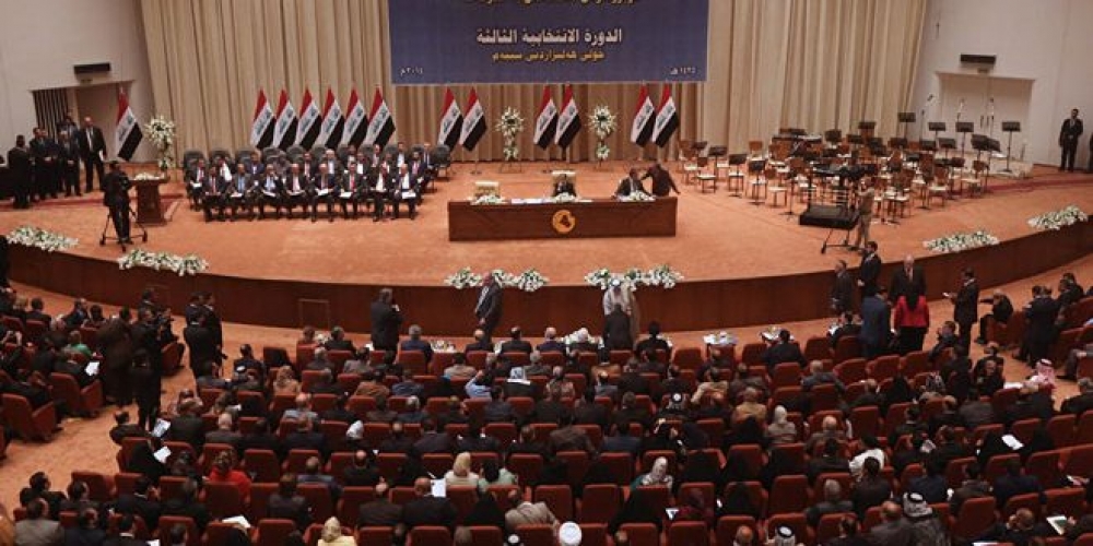 العراق يطالب بإنهاء الوجود العسكري الأمريكي على أراضيه