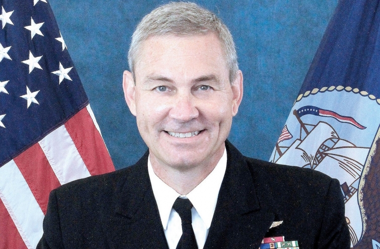  العثور على جثة قائد القوات البحرية الأمريكية في الشرق الأوسط بمقر إقامته في البحرين