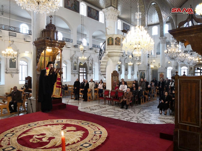 الطوائف المسيحية في سورية تقيم القداديس والصلوات احتفاء برأس السنة الميلادية