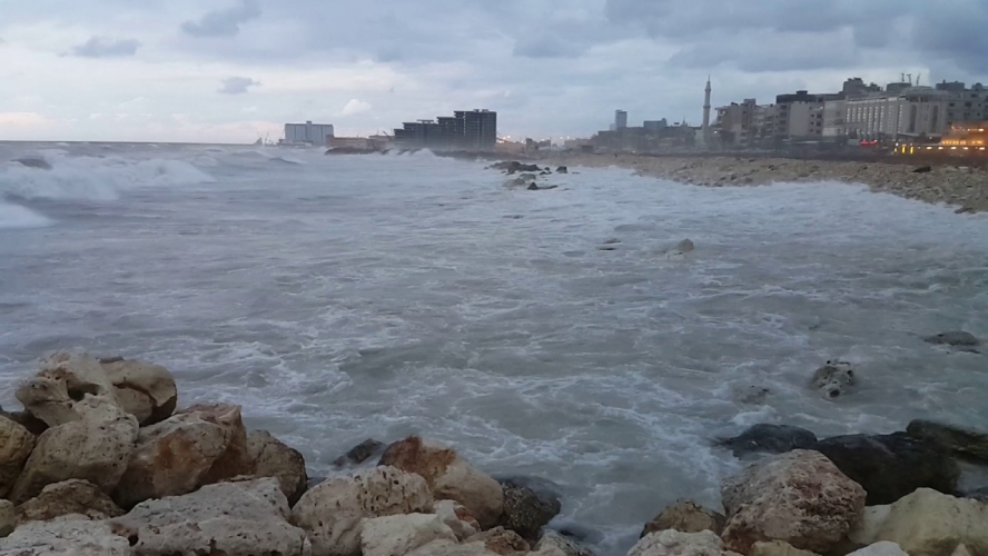 إغلاق الموانئ في اللاذقية وطرطوس أمام الملاحة البحرية بسبب الأحوال الجوية السائدة