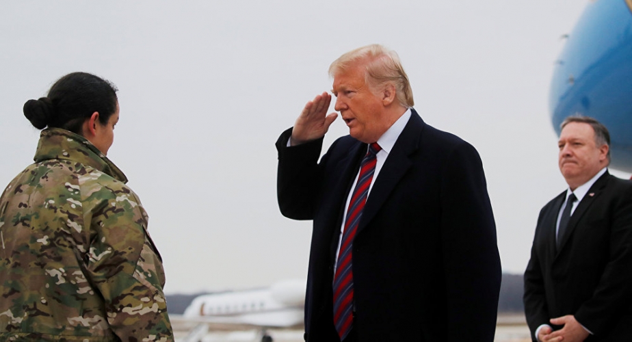  ترامب يتوجه الى قاعدة عسكرية ليقوم بأصعب شيء يمكن أن يقوم به رئيس