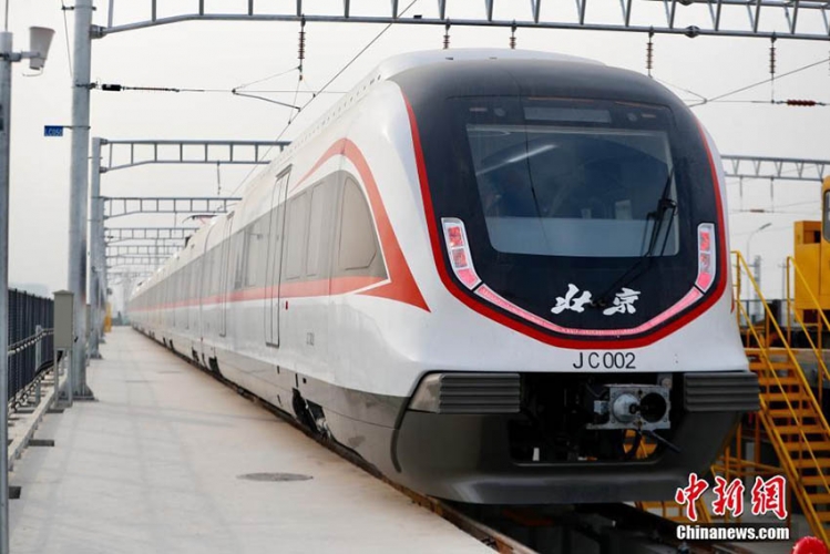 البدء في اختبار قطارات أنفاق ذاتية القيادة في بكين!