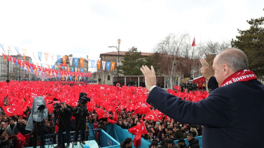 أردوغان يهدد من يتطاول على تركيا 