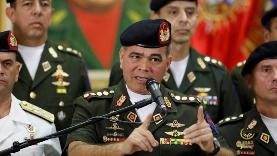 الجيش الفنزويلي: على من يحاولون فرض حكمهم أن يمروا فوق جثثنا أولا!