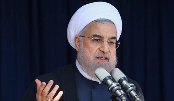 اول تعليق من الرئيس روحاني على اعلان ظريف استقالته!