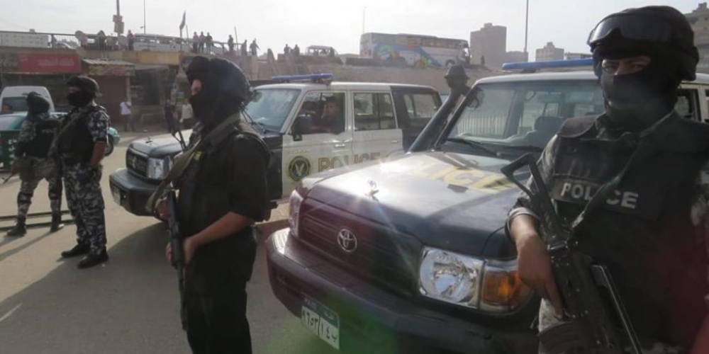 مقتل إرهابيين وإصابة ضابط مصري في تبادل لإطلاق النار بالجيزة