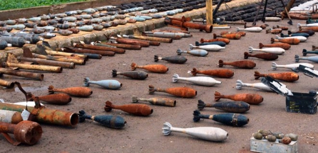 العثور على مواد شديدة الانفجار وأسلحة وذخائر من مخلفات الإرهابيين في ريف حمص