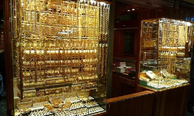 الذهب يقارب ال 20 ألف ليرة للغرام.. الصاغة: جنون الدولار يلغي حدود سعر الذهب