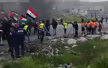  العلم السوري في المواجهات مع قوات الاحتلال داخل فلسطين المحتلة – فيديو