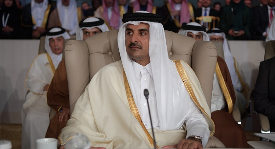 الرئاسة التونسية تفاجئ الجميع بأسباب مغادرة أمير قطر من القمة؟