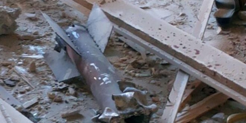 استشهاد مدني ودمار في المنازل نتيجة اعتداء الإرهابيين بالقذائف على بلدات بريف حماة